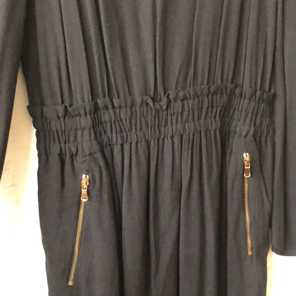 SANDRO BLACK DRESS SIZE 1 - LIKE NEW! Gold zipper details & puff shoulder detail - Picture 4 of 13